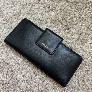 Fossil Black Leather Clutch Wallet